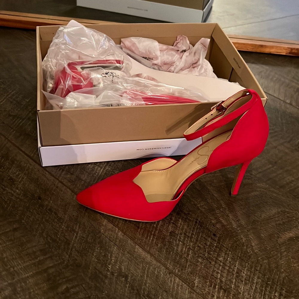 Jessica Simpson Red Pumps